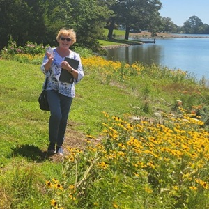 New Master Gardeners Waterfront Landscape Program